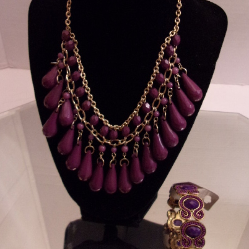 NWT TAMINA NECKLACE EARRINGS & BRACELET